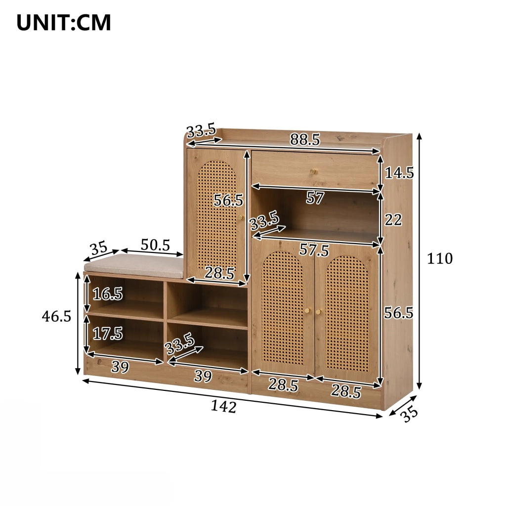 Scarpiera con panca imbottita, 3 ante in rattan intrecciato e 1 cassetto. Mobile contenitore multifunzione con ripiano scarpe per ingresso. Effetto legno, 142x35x110 cm