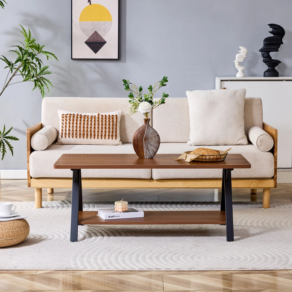 Tavolino basso fisso con ripiano inferiore in MDF effetto noce e struttura metallica nera 110 × 57 × 44.5 cm