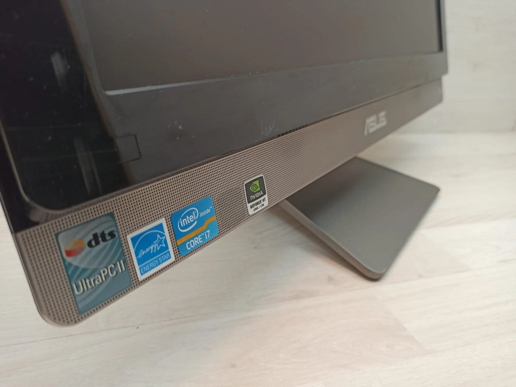 AIO ALL IN ONE - Pc Computer ASUS ET2411 Intel I7 3° generazione 8 GB RAM SSD 120 GB 23.6" Lettore Bluray Nvidia Geforce GT630M - GRADO B