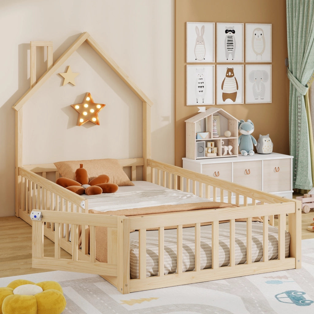 Letto a casetta 90 × 200 cm con struttura a camino rete a doghe e barriera in legno di pino e MDF naturale