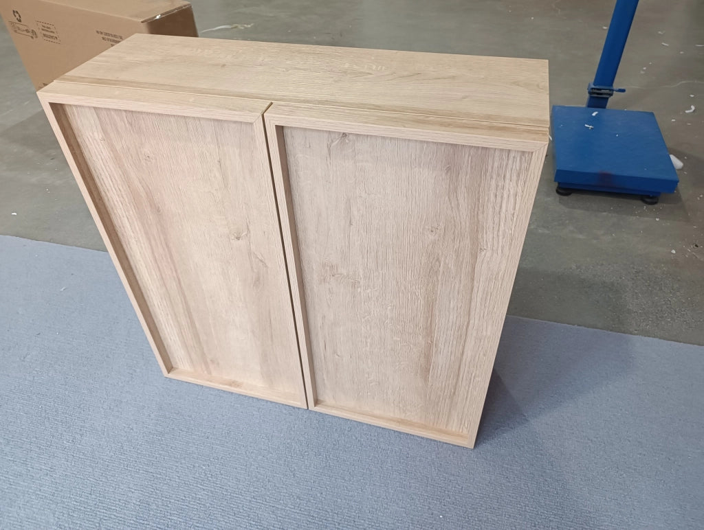 Mobiletto da bagno sospeso con doppia anta senza maniglie in effetto rovere, 60x22x58 cm