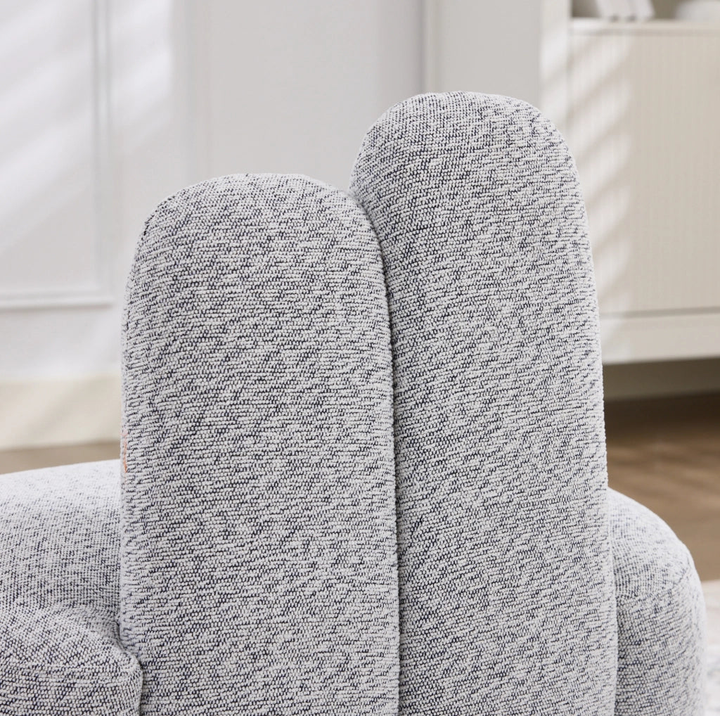 Pouf a forma di coniglio con orecchie ricamate in tessuto bianco grigio antico