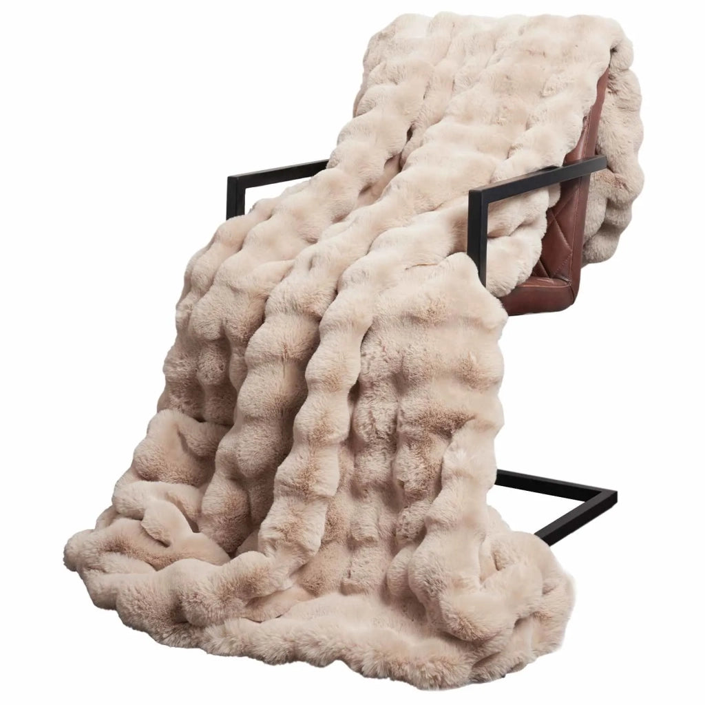 Coperta antiscivolo in sintetica di coniglio Olite Beige 42021785