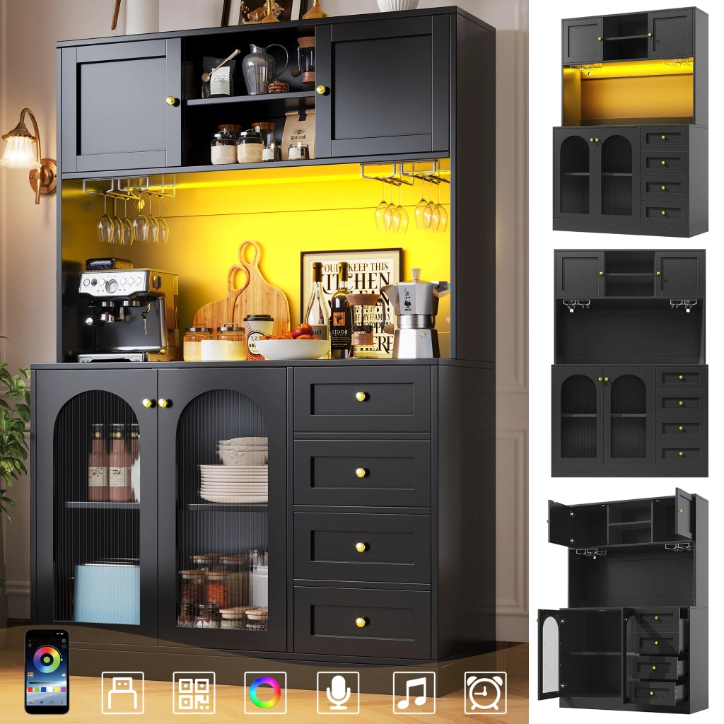 Credenza con ante in vetro scanalato; ripiani interni e cassetti; MDF nero; maniglie dorate; LED regolabile tramite app; 120 × 40 × 188 cm