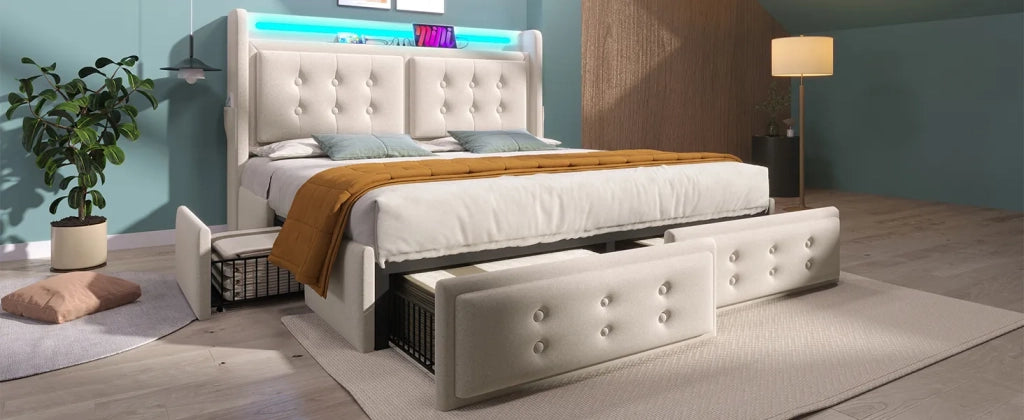 Letto matrimoniale imbottito 160x200 cm, beige, cotone. Testiera in pelle con ricarica USB C, 4 cassetti. Rete a doghe legno/metallo, portata 300 kg. Con materasso.