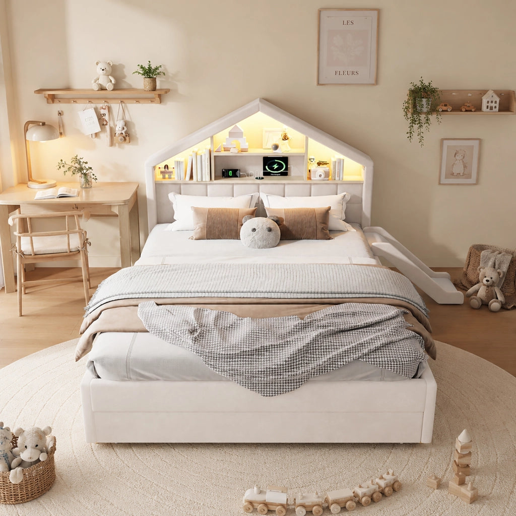 Letto per bambini 140x200 cm con scivolo; imbottito in velluto beige; testiera a casetta e cassetto per cameretta