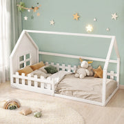 Letto a casetta 90 × 200 cm per bambini con rete a doghe in legno di pino e MDF bianco struttura bassa