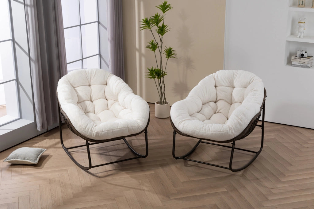 Poltrona a dondolo da esterno in rattan sintetico con cuscino imbottito, dimensioni 78x106x90 cm, colore bianco