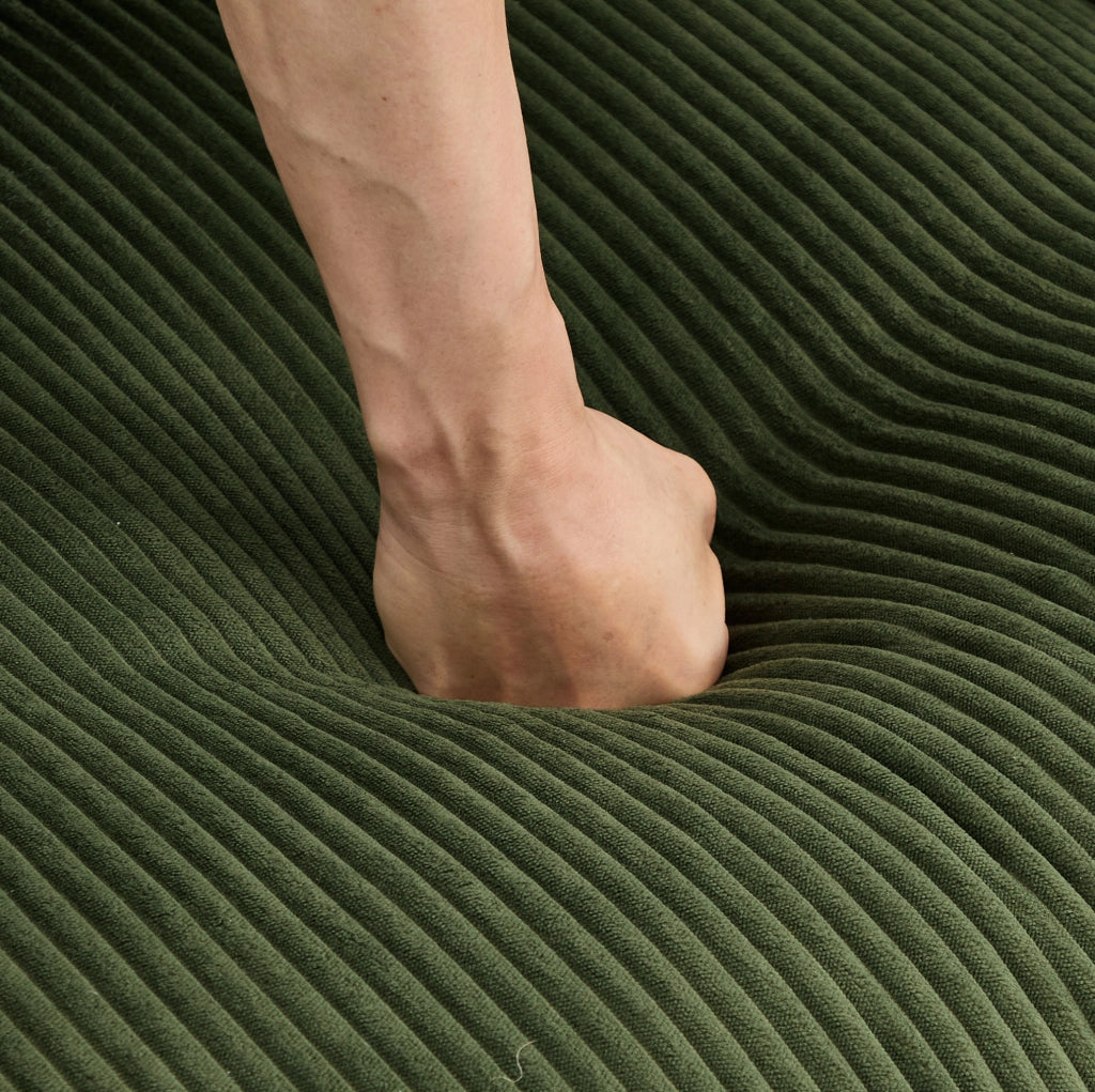 Divano modulare 3 posti 265x88;5x94 cm in velluto a coste verde con braccioli