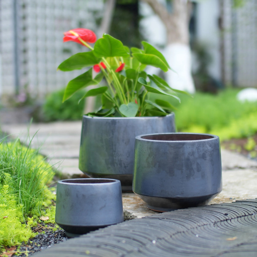 Vaso per piante in ceramica Ø 28 cm con finitura nera opaca; per interni ed esterni; resistente al gelo