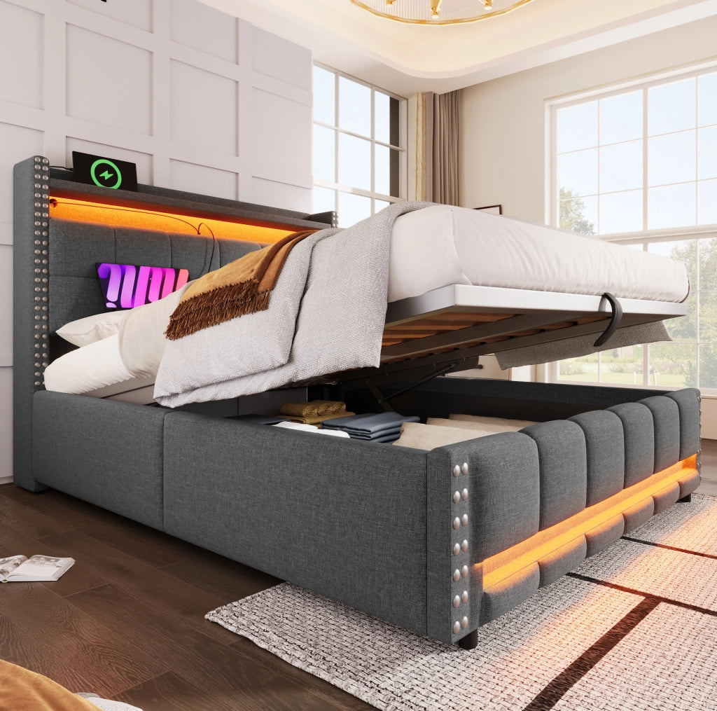 Letto imbottito matrimoniale 140x200 cm con LED, USB, contenitore e testiera attrezzata