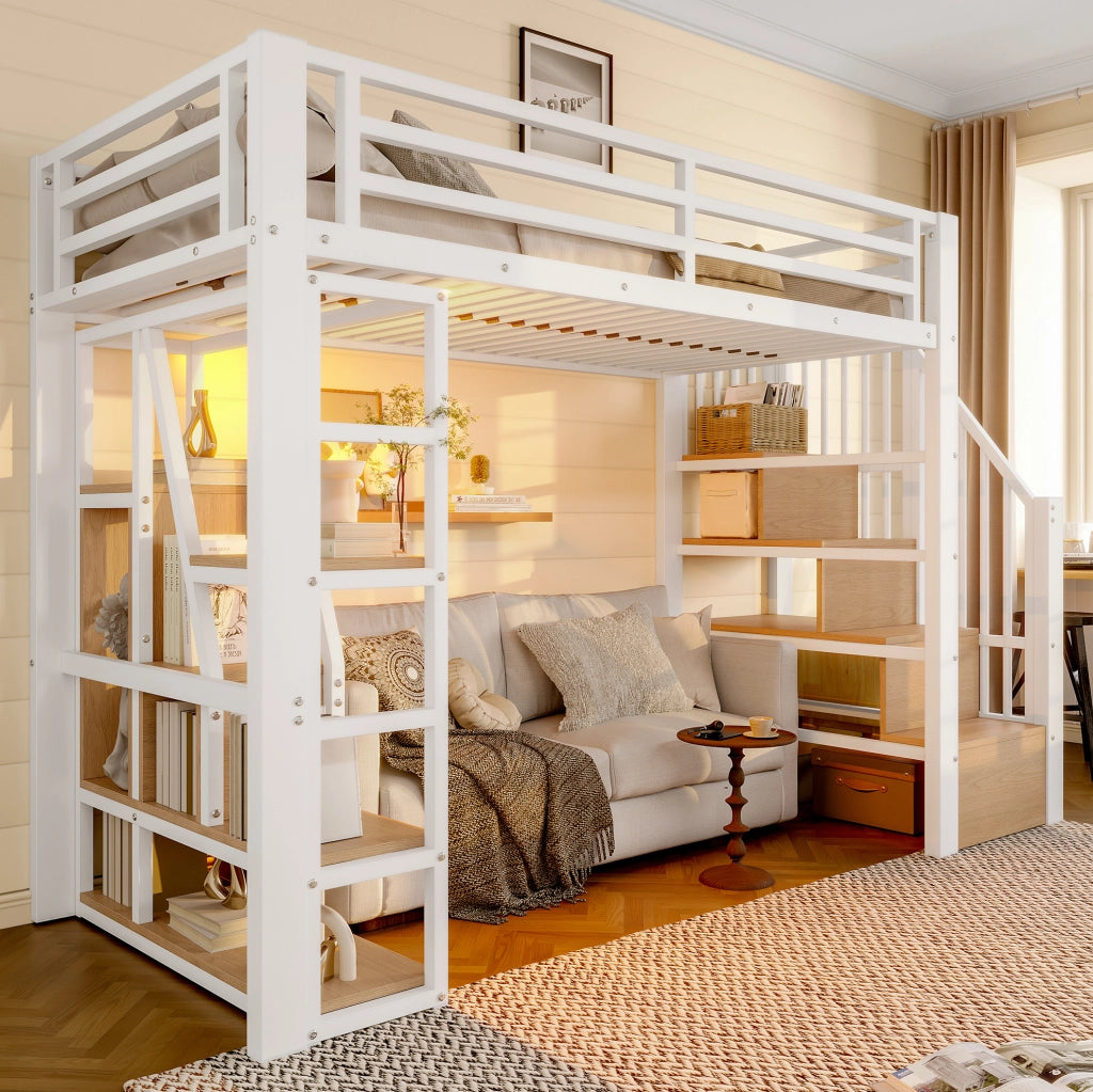 Letto a soppalco 90x200 cm in metallo con scala, ripiani e illuminazione LED integrata, bianco