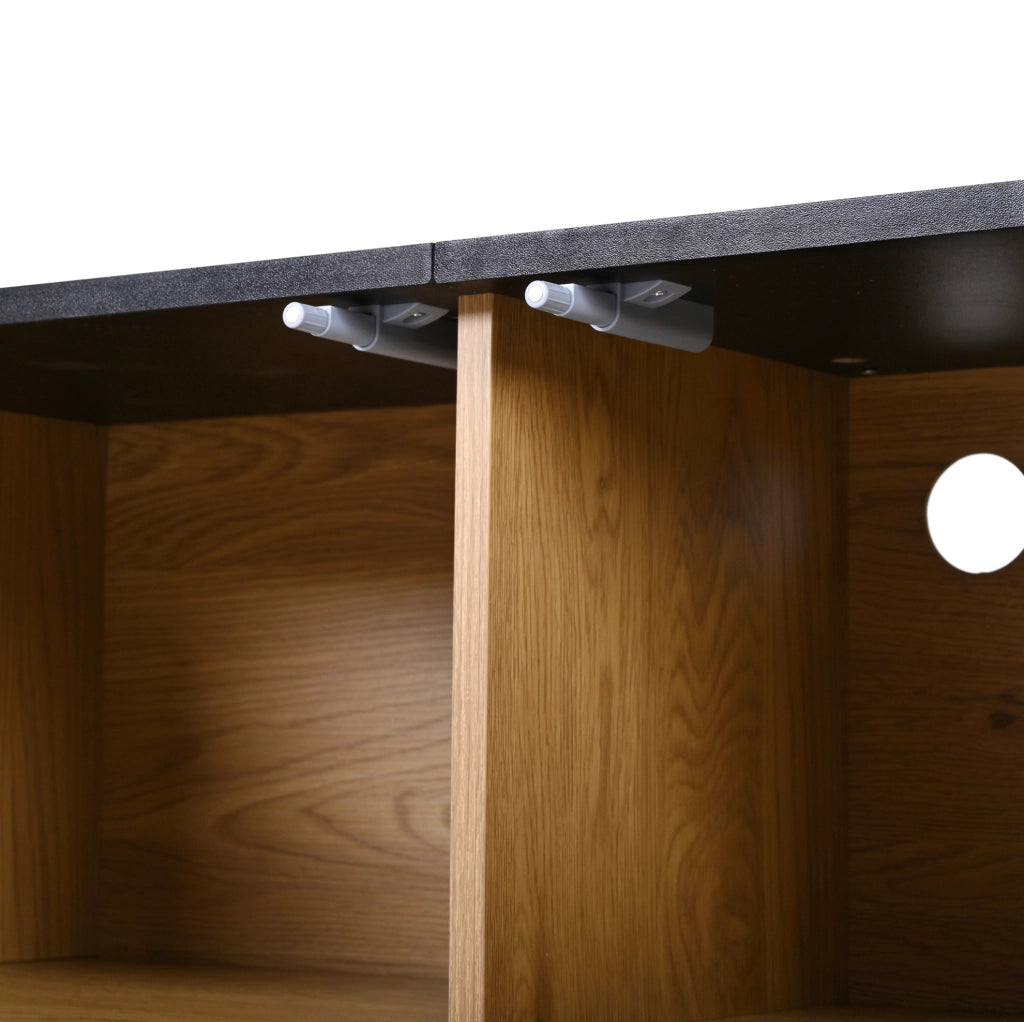 Mobile TV 190x35x45 cm con 2 ante scorrevoli e anta a griglia color rovere HOMVRA