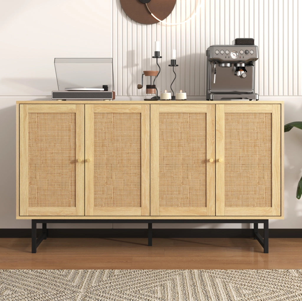 Sideboard 140x39,5x80 cm in effetto legno con intreccio in vero rattan e 4 porte