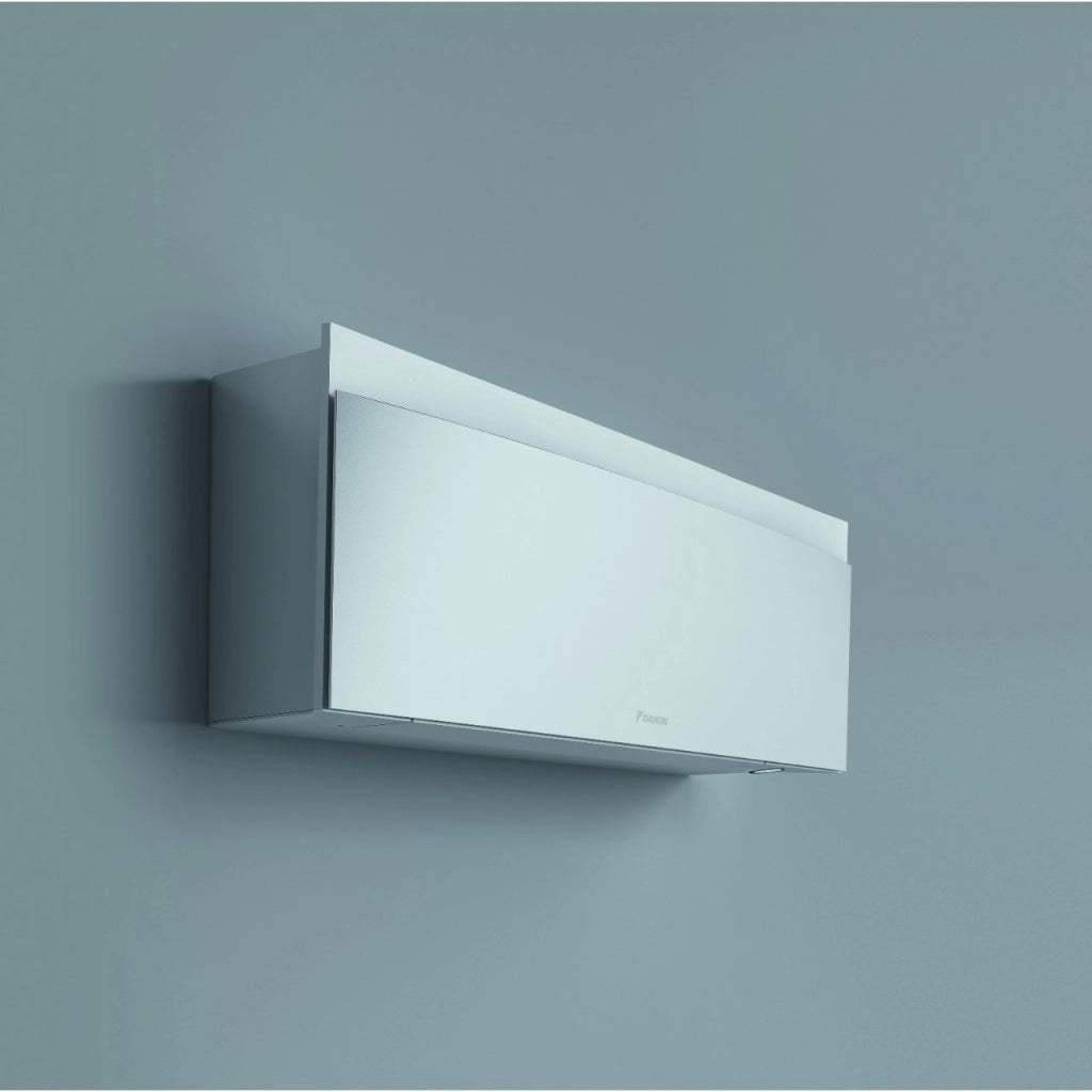 Condizionatore Daikin Emura White III 9000 Btu FTXJ25AW R-32 Wi-Fi Integrato Bianco Garanzia Italiana