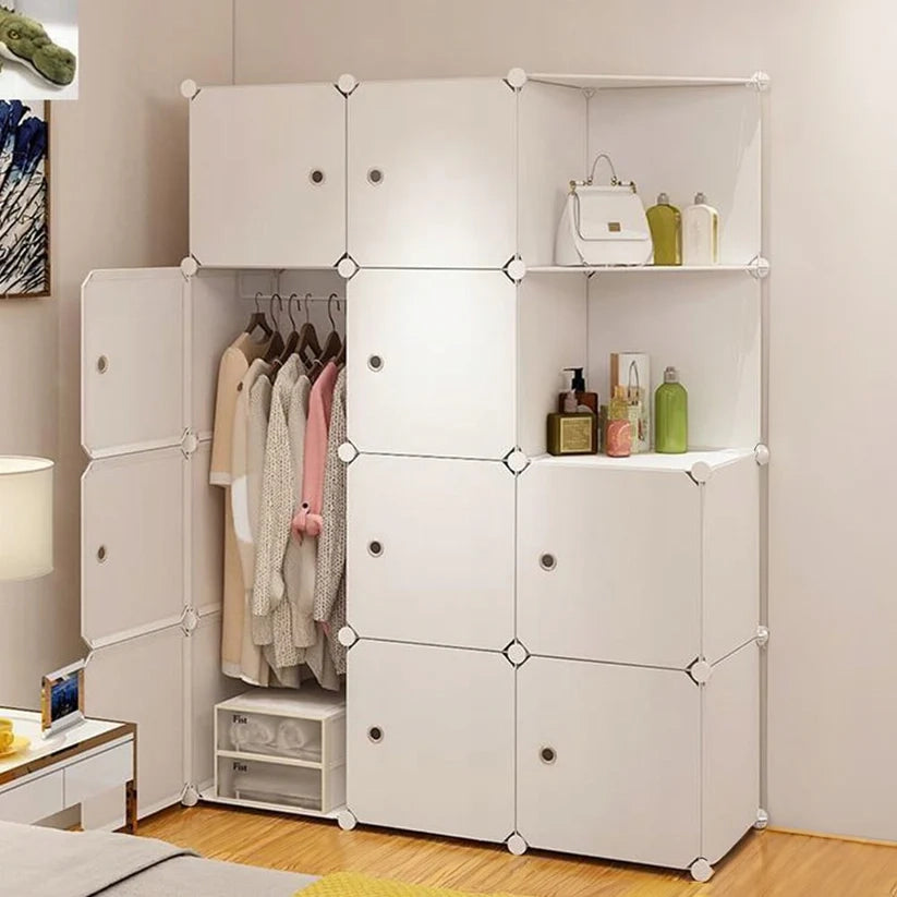 Armadio Bianco 111x47x147 cm Moderno e Funzionale
