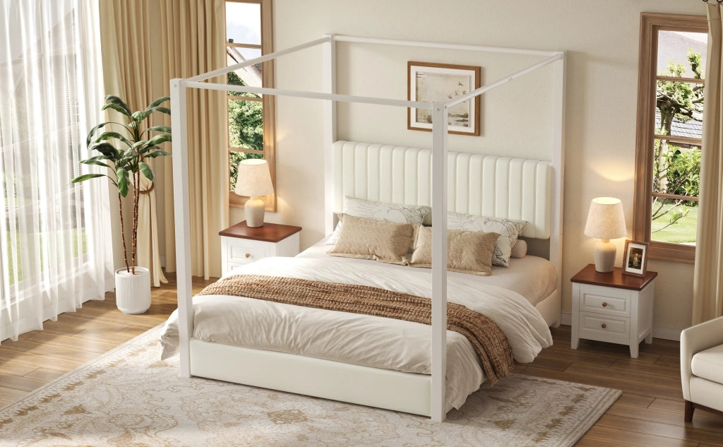 Letto matrimoniale a baldacchino 180×200 cm imbottito in velluto beige e bianco con testiera e montanti in metallo