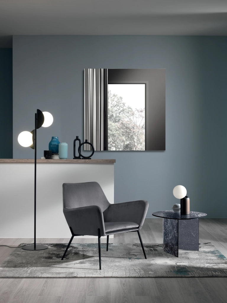 Poltrona Gin in Velluto Antracite con Struttura in Metallo Nero Opaco - Design Moderno e Contemporaneo per Area Living 70x71,5x79 cm