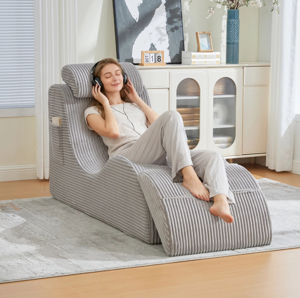 Poltrona ULEVR 160x66x90 cm in velluto a coste grigio chiaro, con cuscino seduta removibile, cuscino testa e tasca laterale