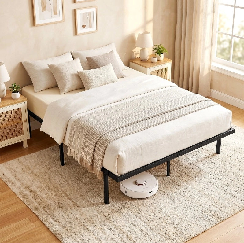 Letto matrimoniale in metallo 140x200 cm nero con rete a doghe e spazio contenitore