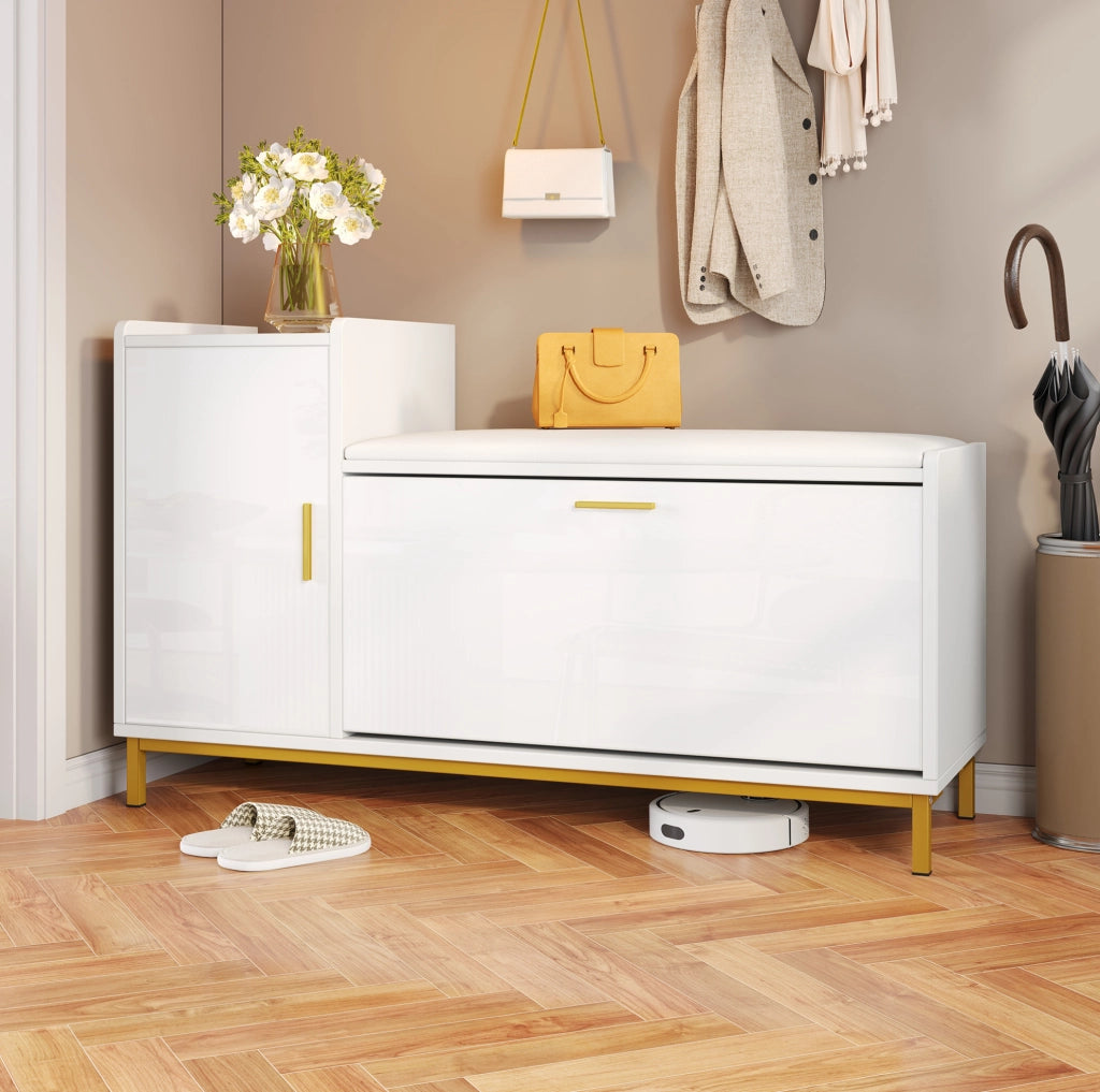Panca scarpiera 100x38x68 cm con seduta imbottita e ante a ribalta in truciolato e metallo bianco e oro