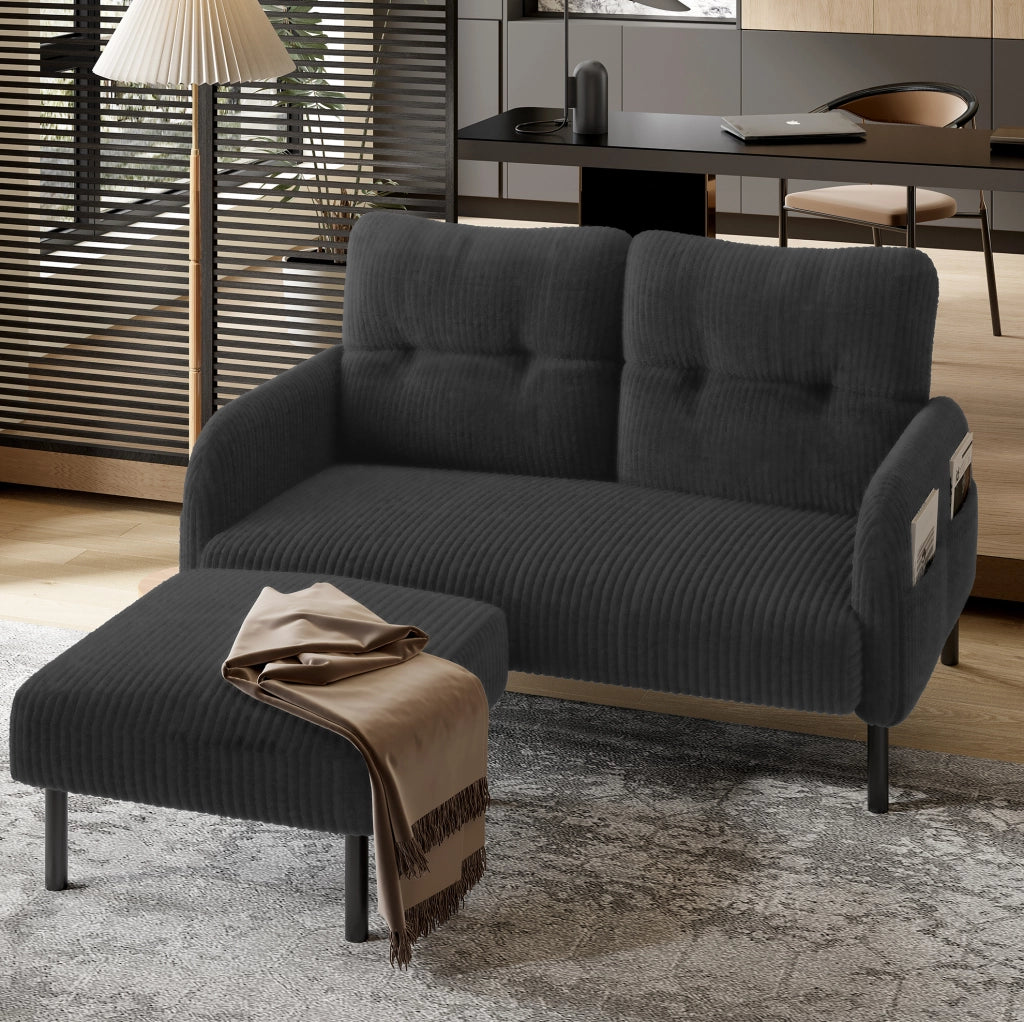 Pouf in velluto a coste con struttura metallica – morbido rivestimento in velluto per comfort ottimale – versatile come poggiapiedi, seduta o tavolino