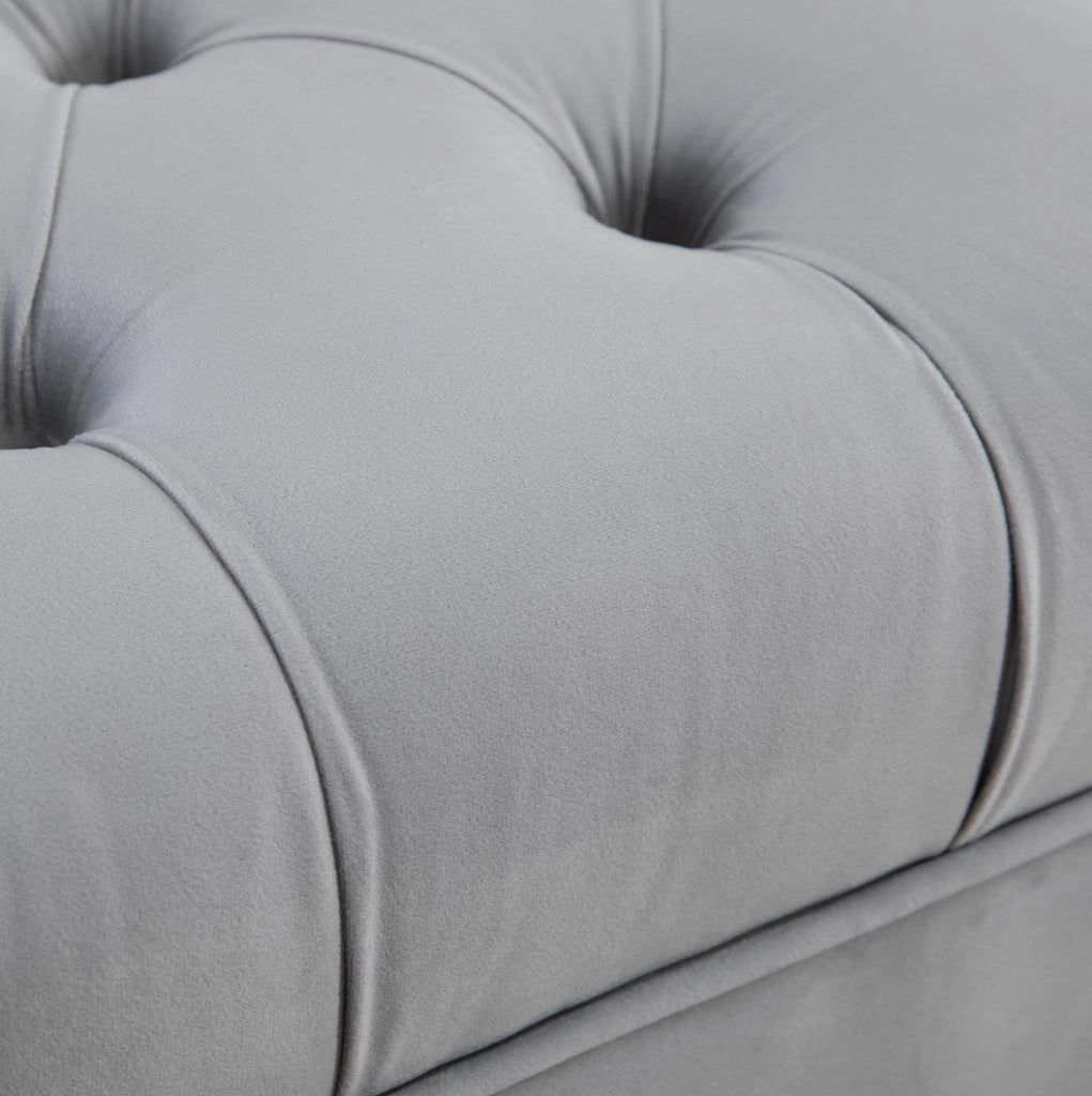 Panca imbottita 118x45x42 cm in legno e metallo con rivestimento in velluto grigio chiaro