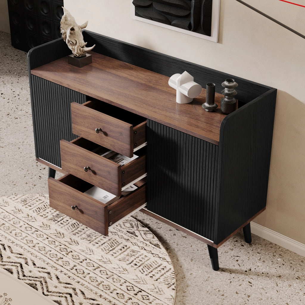 Credenza 2 ante scorrevoli 3 cassetti ripiani regolabili nero e legno con gambe in legno 117;5 × 40 × 80 cm