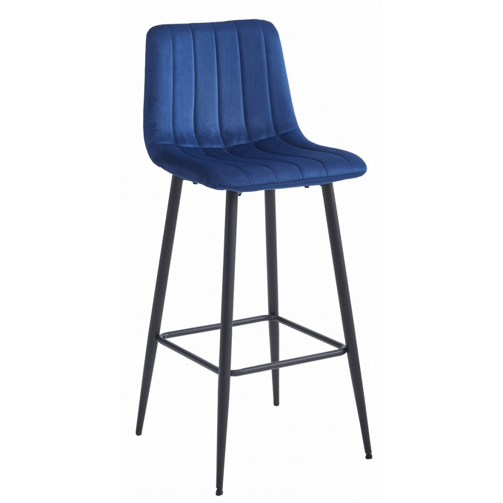 Set di 4 sgabelli bar Pozza in velluto blu e gambe nere
