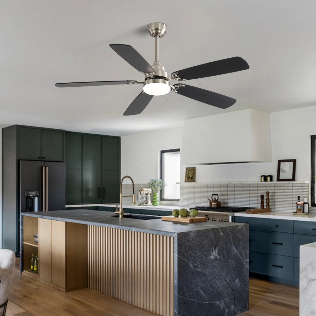 Ventilatore a soffitto YEAVIO 52" con LED dimmerabile, 6 velocità, 5 pale, telecomando e motore DC reversibile