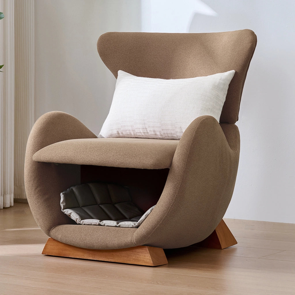 Poltrona lounge marrone con nicchia per animali in tessuto antigraffio e legno