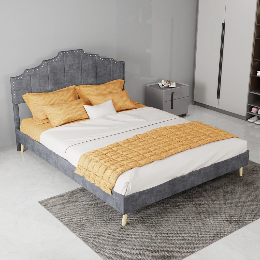 Letto moderno minimalista 140x200 cm con testiera imbottita in tessuto grigio, struttura bassa multifunzionale con materasso incluso