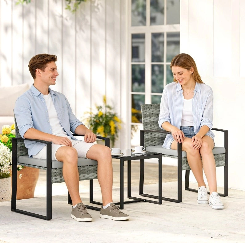Set da Giardino in Rattan 3 Pezzi con 2 Poltrone e Tavolino con Cuscini Rimovibili Grigio Chiaro