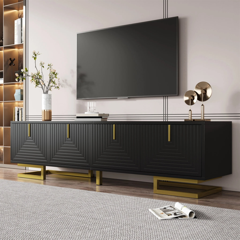Mobile porta televisore nero da 160 cm con ante strutturate, maniglie dorate e ampio spazio