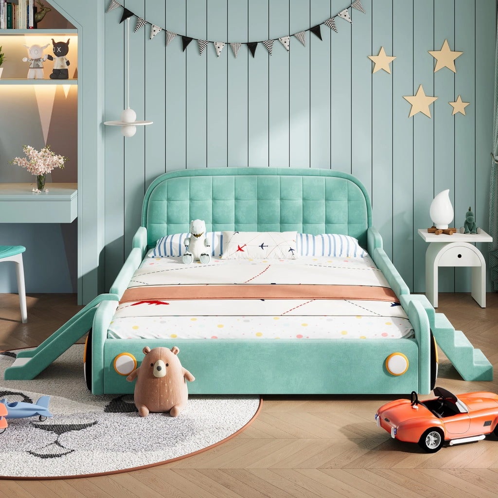 Letto per bambini a forma di auto 140 × 200 cm con scivolo e scaletta imbottito in velluto blu-verde