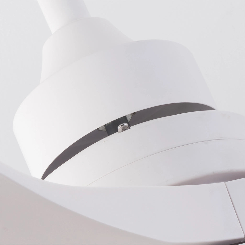 Ventilatore da soffitto bianco 42 pollici con luce LED 20 W; 3 pale ABS; motore DC reversibile e telecomando