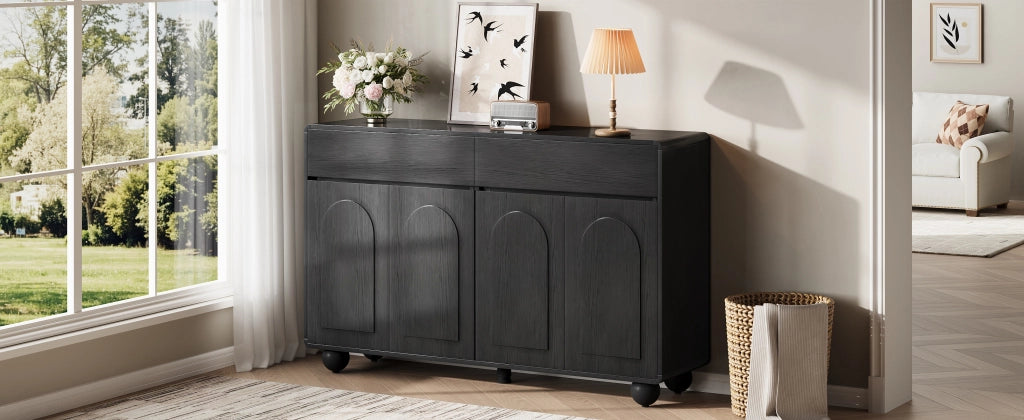 Sideboard moderno per soggiorno con ante curve, mobile contenitore in PB e MDF, piedi rotondi in metallo
