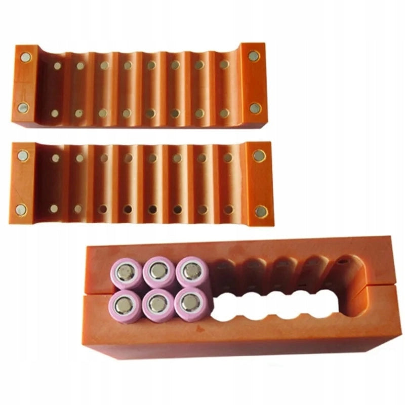 Forma di Saldatura per Batterie 18650 con Magnete 2x4 – Struttura Stabile | Capacità 8 Celle