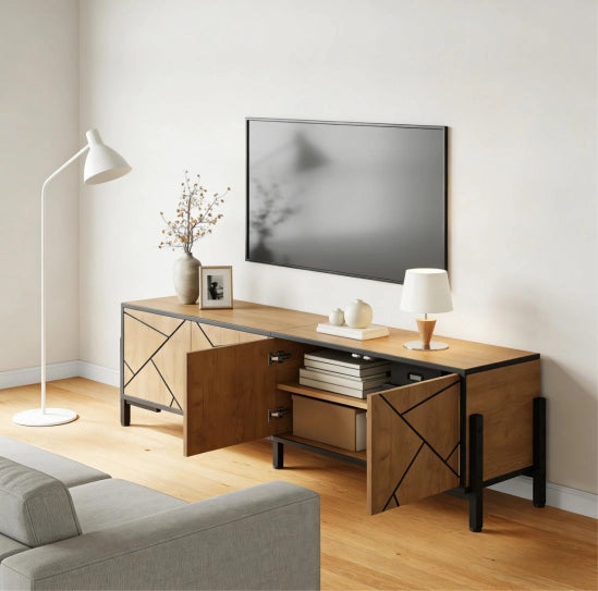 Mobile TV 153x40x50 cm con 4 ante e design geometrico in MDF naturale