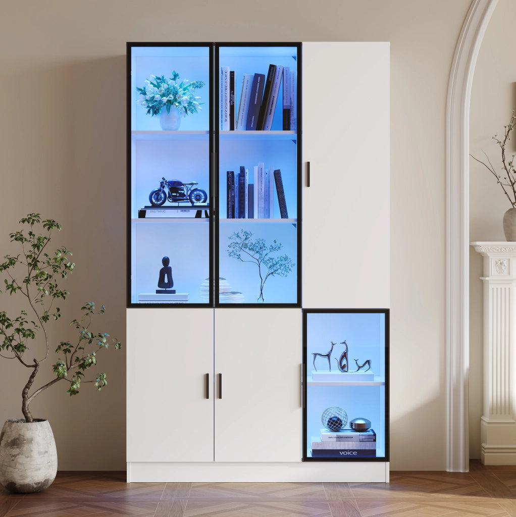 Vetrina 120x35x200 cm con LED USB; 3 ante in vetro e 10 vani; bianca