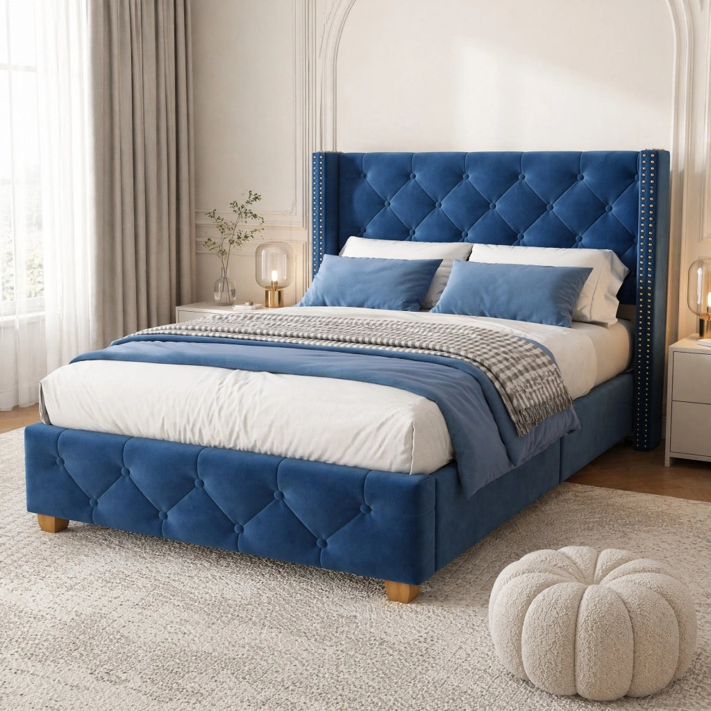 Letto imbottito in velluto blu 90x200 cm; testiera con bottoni e borchie; 12 doghe