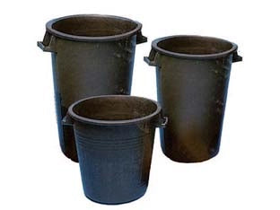 BIDONI NERI PER USO AGRICOLO SENZA COPERCHIO  lt.120 ø cm.53 altezza cm.78    ICS