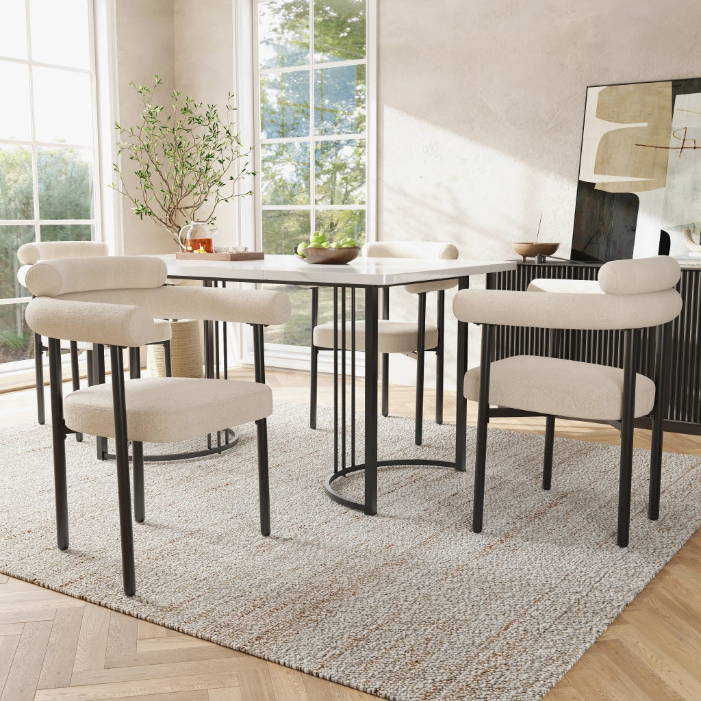 Sedia da pranzo con schienale ergonomico e seduta ampia in velluto beige 70 × 62 × 84 cm