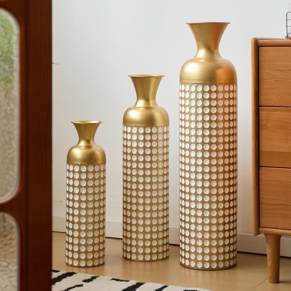 Set di vasi da pavimento 3 pezzi in metallo bronzo antico e bianco a pois per decorazioni interne ed esterne protette