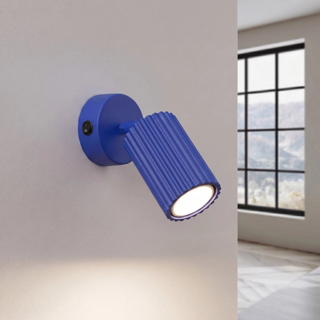 Applique KARBON oltremare con interruttore