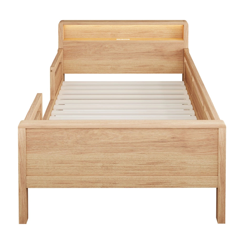Letto per bambini 90 x 200 cm, con presa di ricarica, luci a LED, sponde di sicurezza in pino, legno naturale