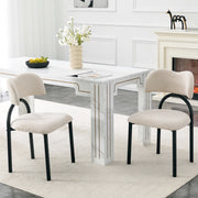 Set 2 sedie da pranzo imbottite con schienale curvo e gambe in metallo nero, in tessuto beige, per cucina e soggiorno