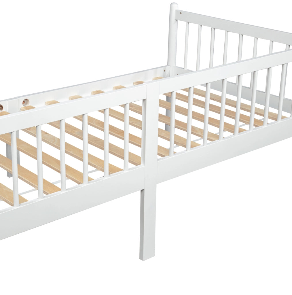 Letto singolo daybed 90x200 cm con sponde su 3 lati e 14 doghe bianco HOMVRA