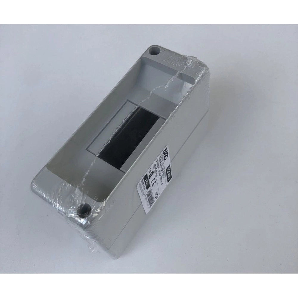 Trade Shop - Centralino Da Parete Esterno 1/2m Moduli Ip20 Colore Grigio 130x45x85 Mm Fg14011 -