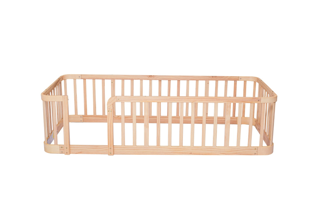 Recinto modulare per bambini 90 × 200 cm in legno ingegnerizzato naturale con barre distanziate 7 cm e base senza fessure